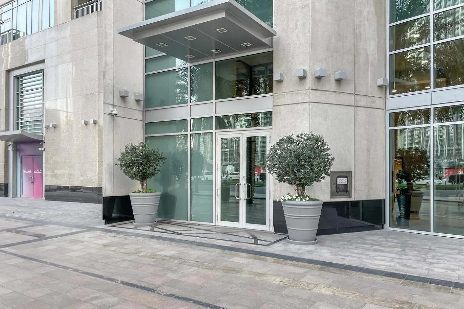 Blueground Downtown Bk View Pool Gym Dxb-130 Apartment Dubai 0*,  United Arab Emirates